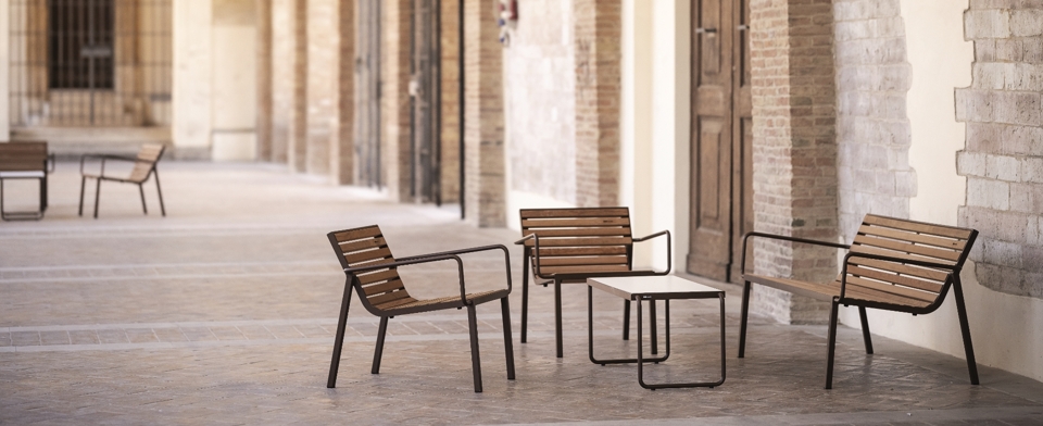 Outdoor Aluminum Furniture